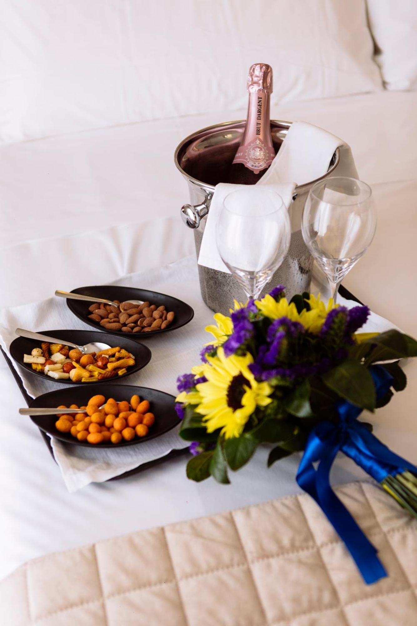Hotel Leon - Ristorante Al Cavallino Rosso San Giovanni Rotondo Ngoại thất bức ảnh