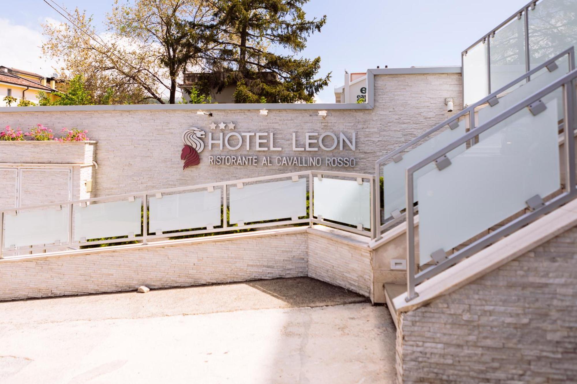 Hotel Leon - Ristorante Al Cavallino Rosso San Giovanni Rotondo Ngoại thất bức ảnh