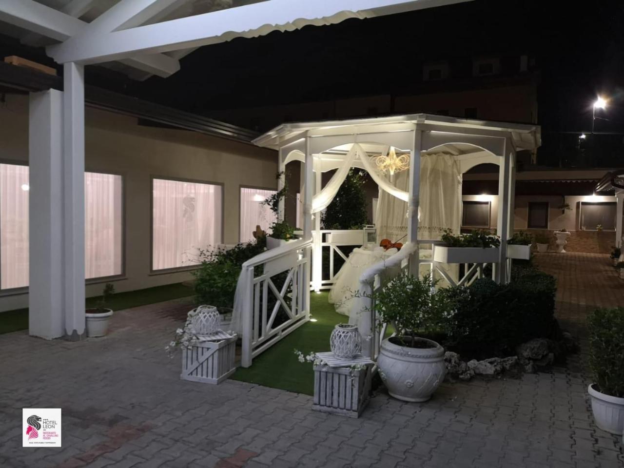 Hotel Leon - Ristorante Al Cavallino Rosso San Giovanni Rotondo Ngoại thất bức ảnh